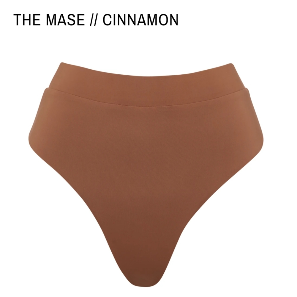 NWT Myra swim mase bottoms